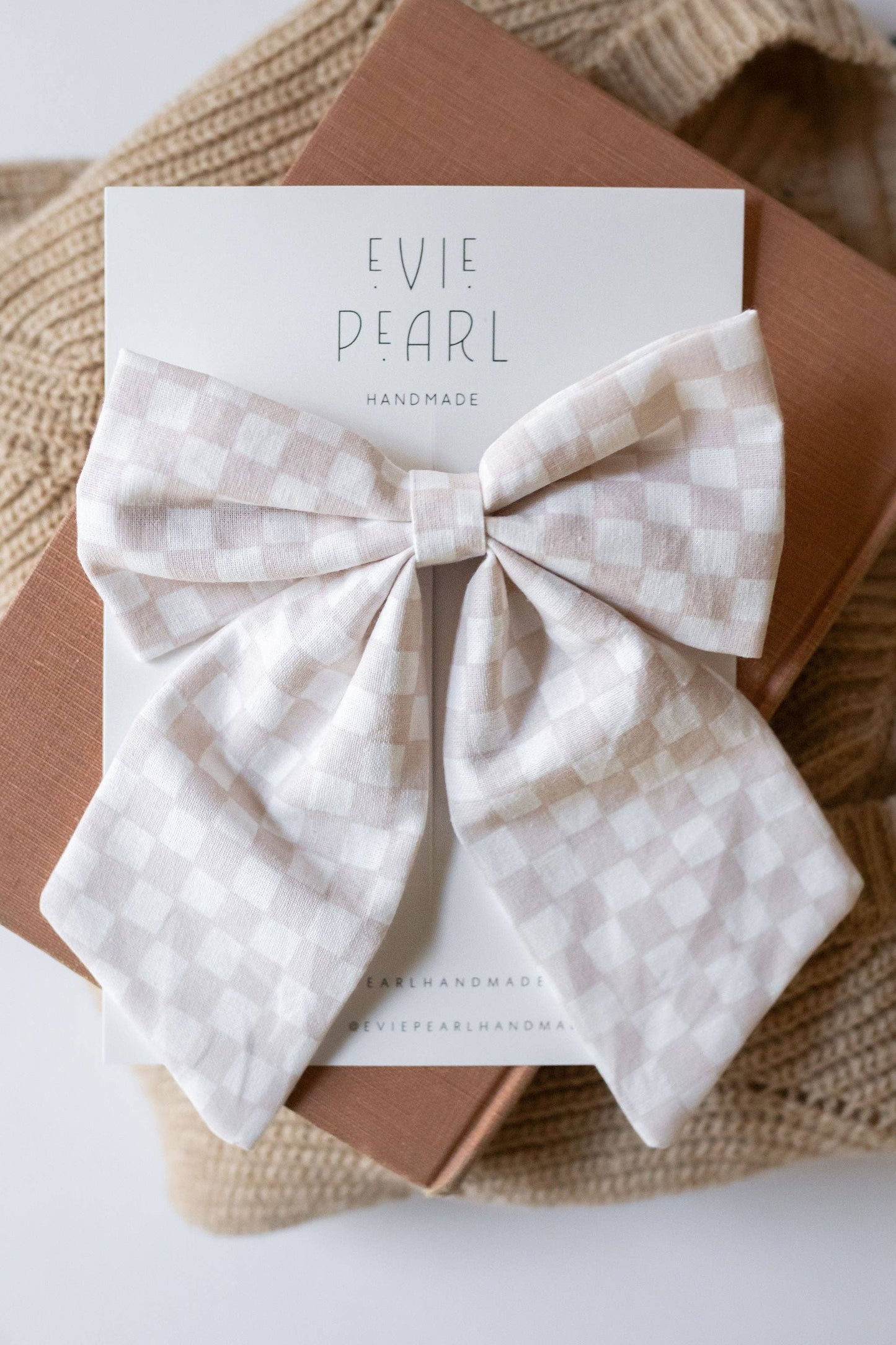 Neutral Checkered Sailor Bow