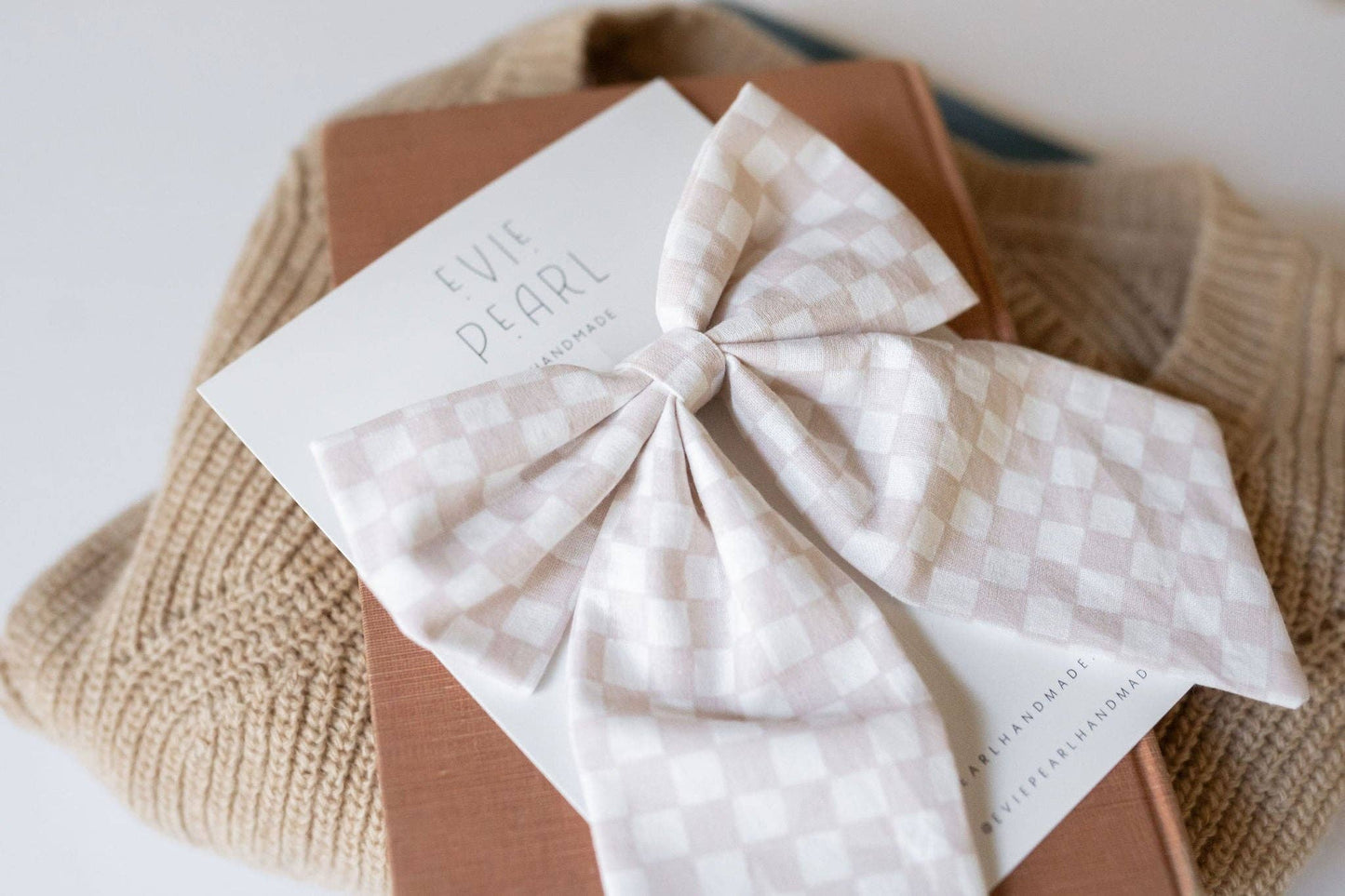 Neutral Checkered Sailor Bow